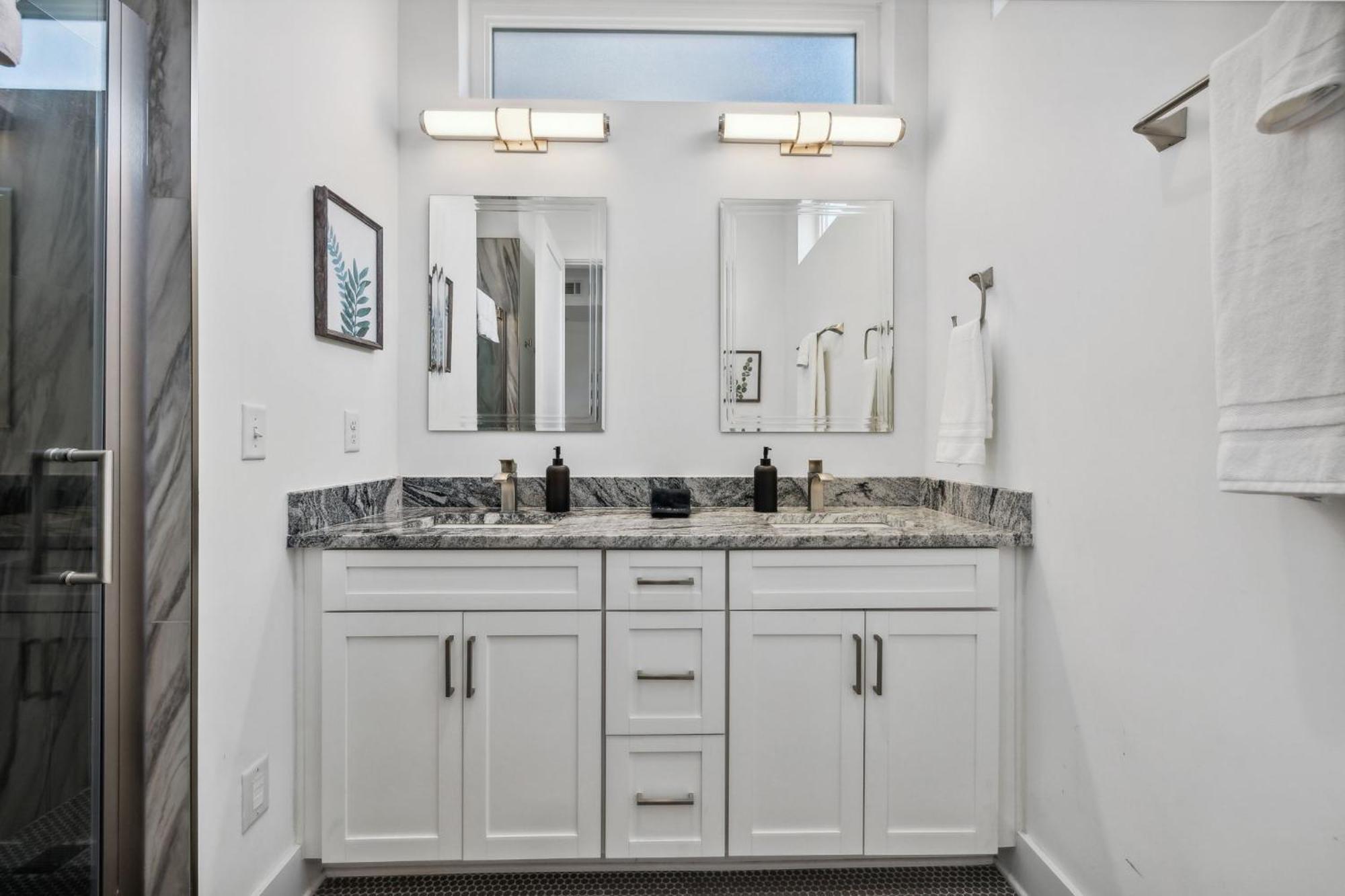 East Nash 13 Mins From Broadway Apartment *