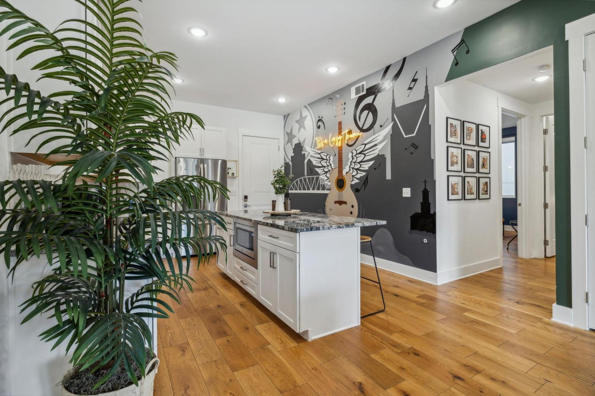 East Nash 13 Mins From Broadway Apartment *