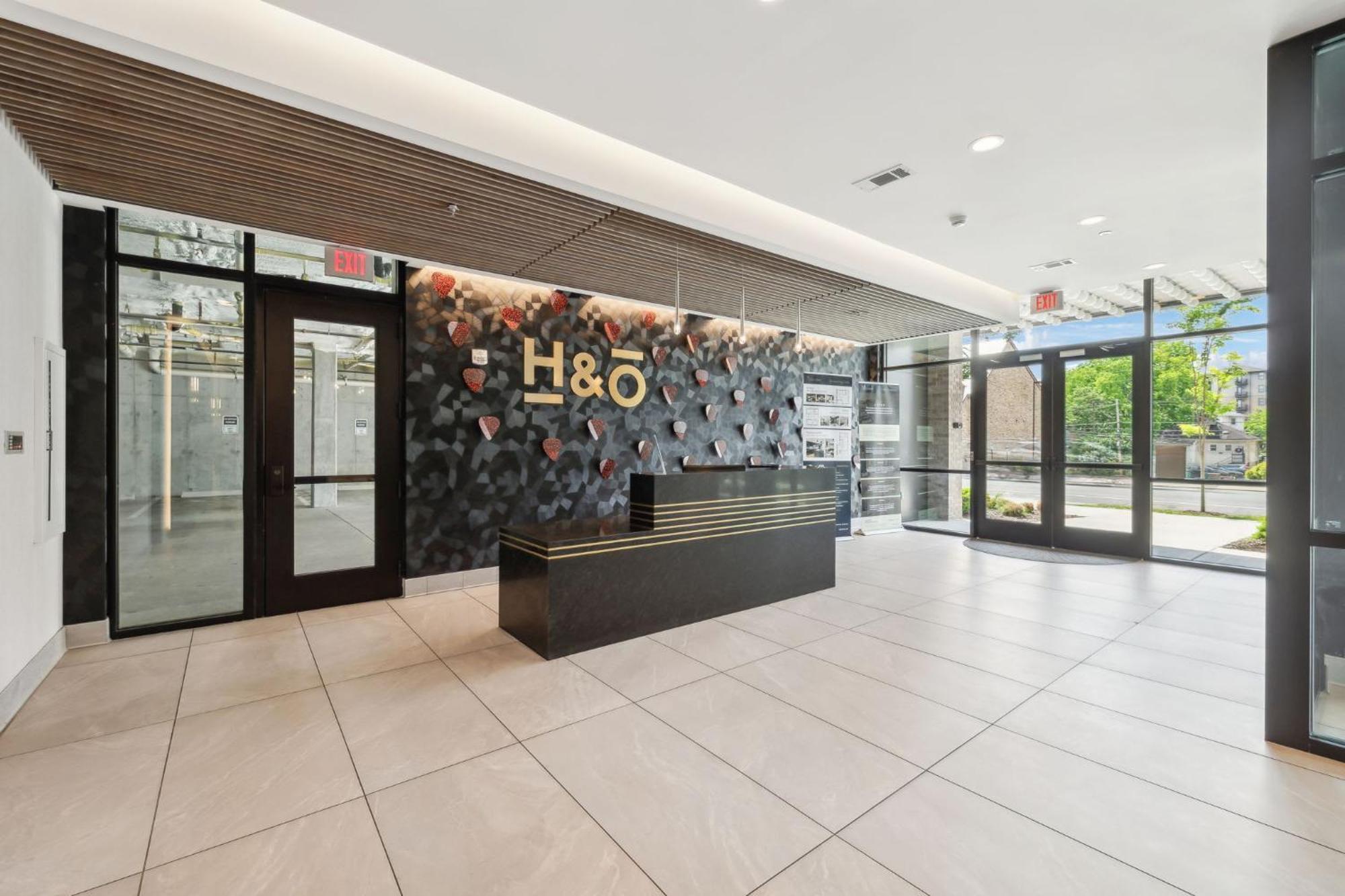 Heart Of Music Row Walk To Vanderbilt & Apartment