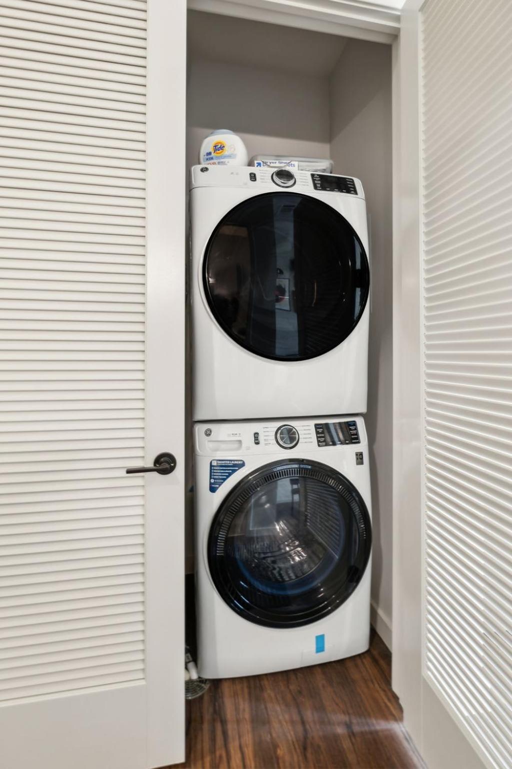 Heart Of Music Row Walk To Vanderbilt & *