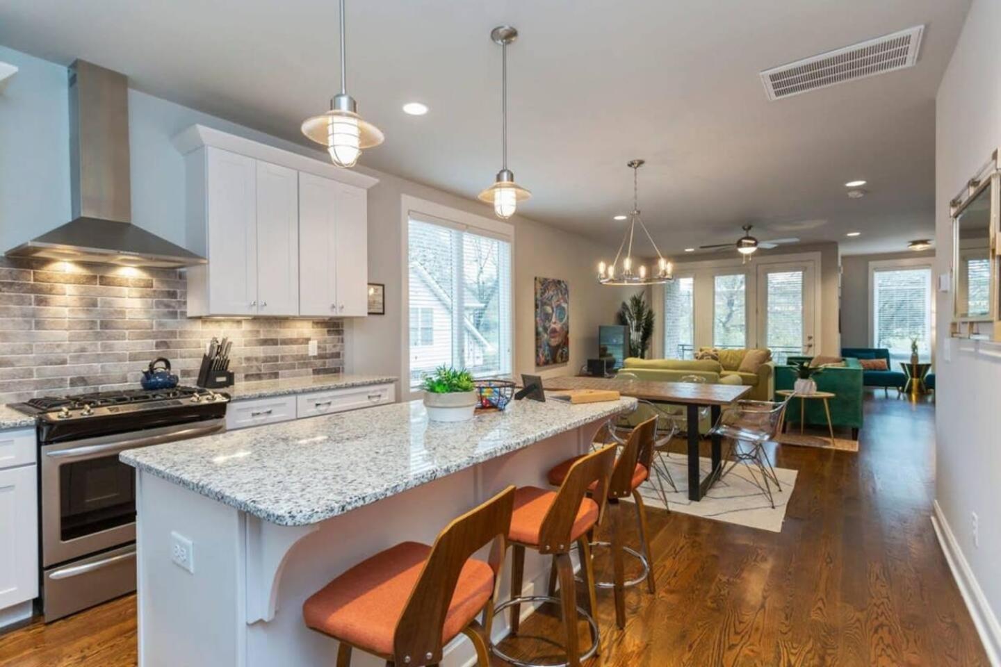 Spacious By Geodis Park 23 Mi To Broadway! Holiday home Nashville