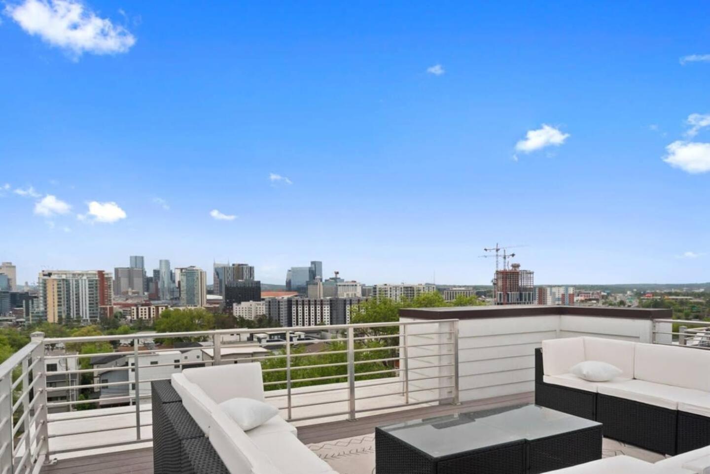 New Upgrades! Private Rooftop Walk To Gulch * Nashville