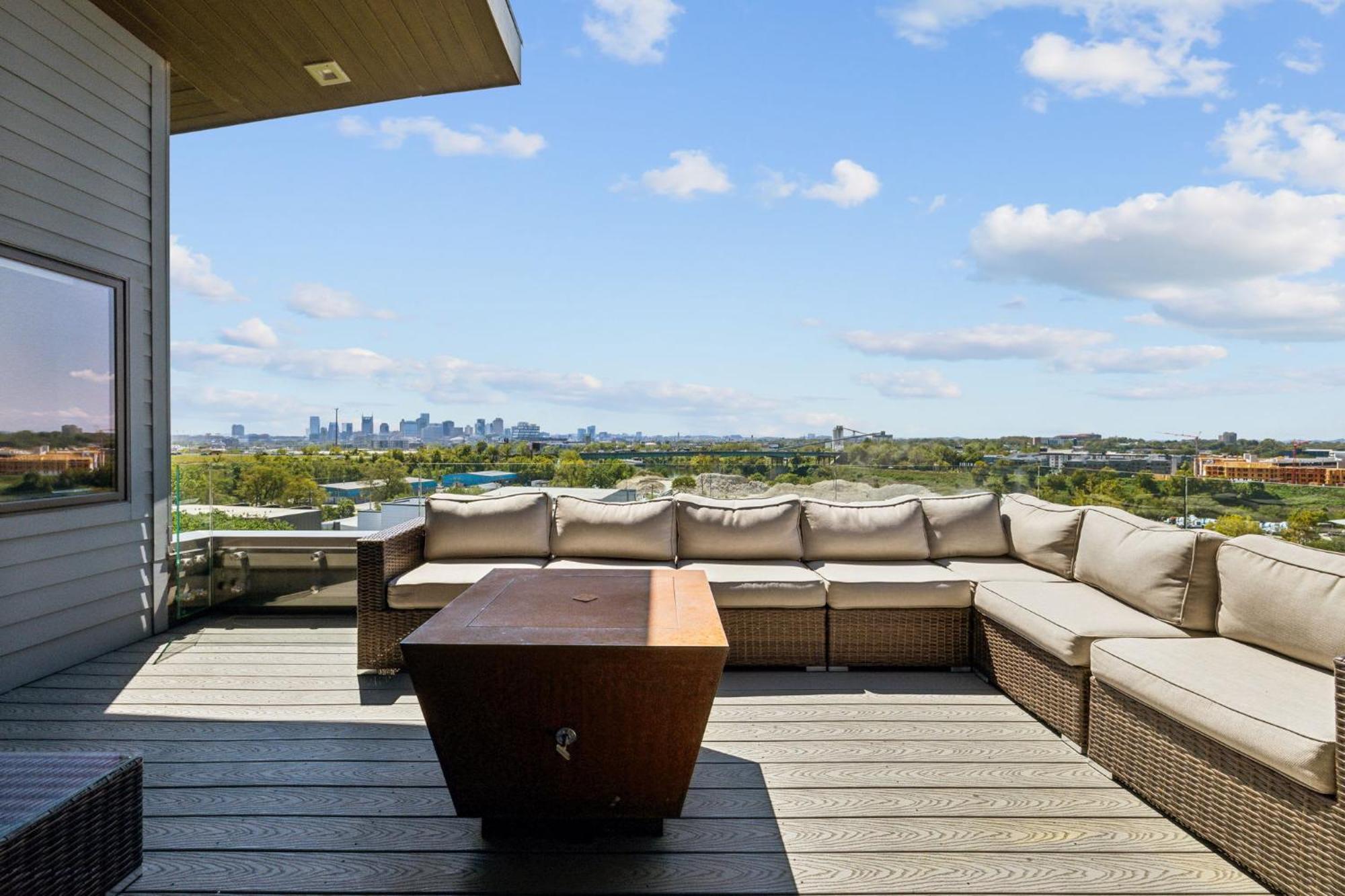 Dream Cozy Living & Luxe * Nashville