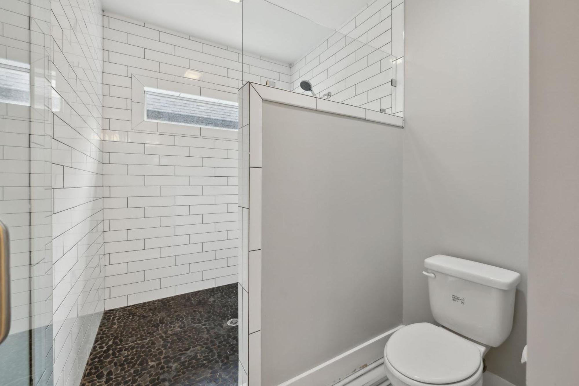 Cozy Retreat Mins To Broadway & East Apartment Nashville