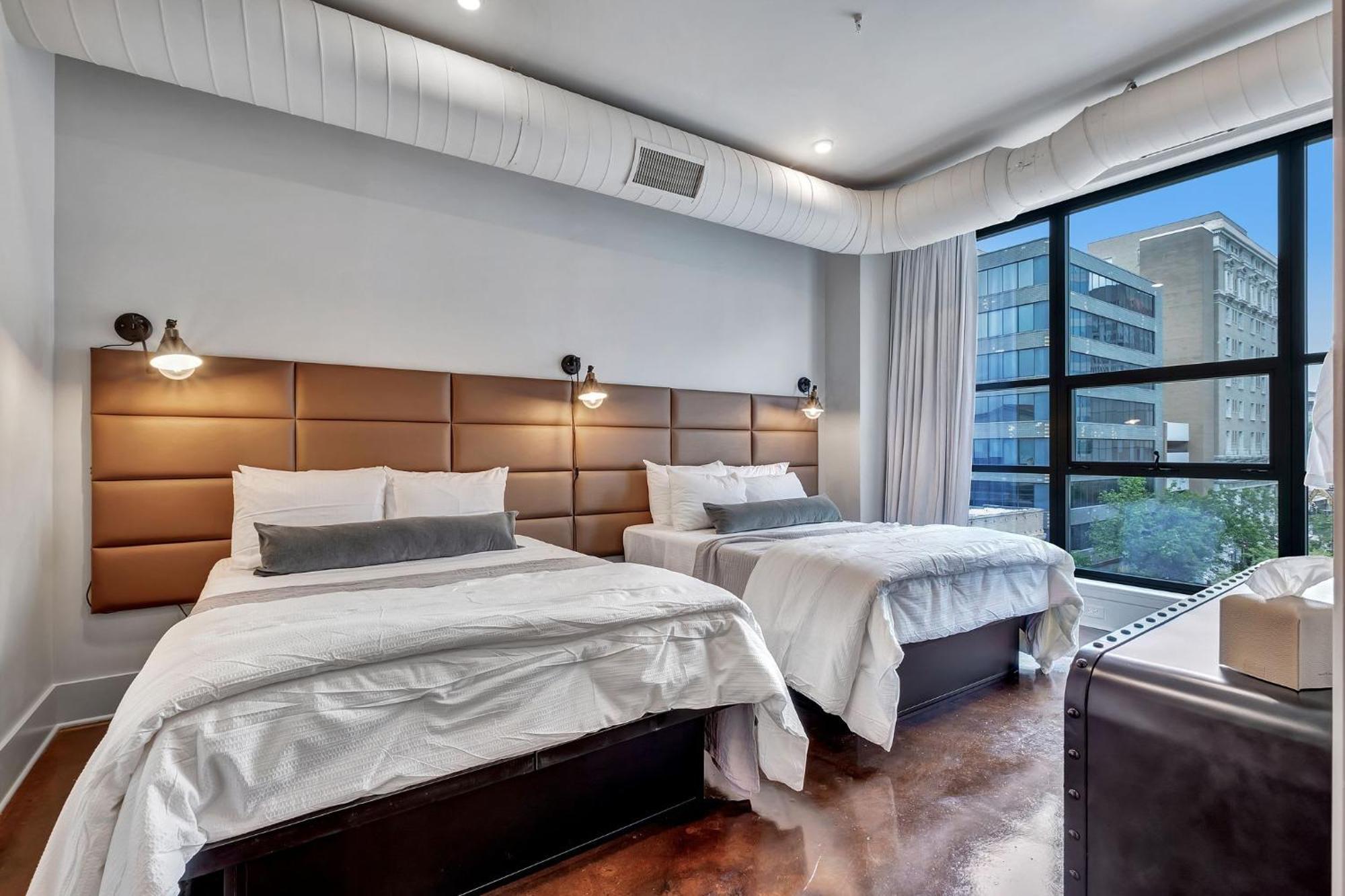 Elvis 4br By Maddox Apartment *