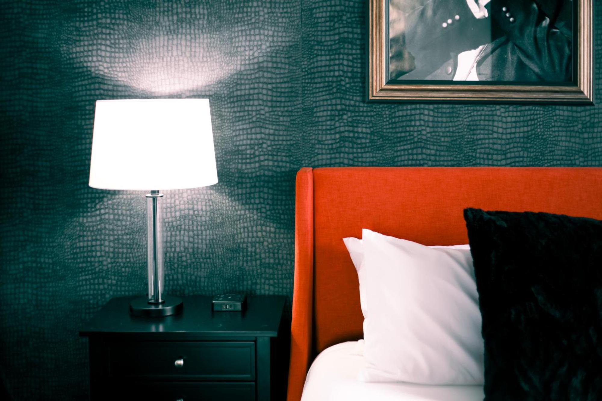 The Outlaw In Downtown By Nautical Holiday home *