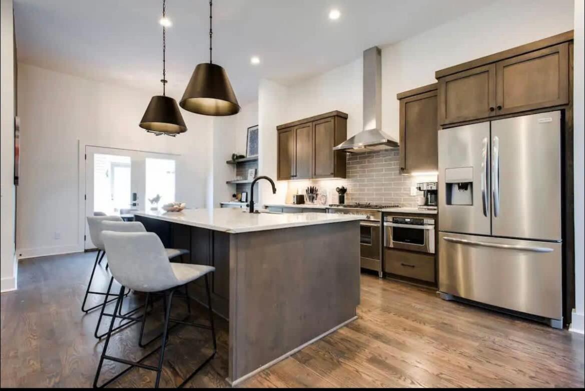 West End Dreams-2 Homes-6 Mins To Broadway * Nashville