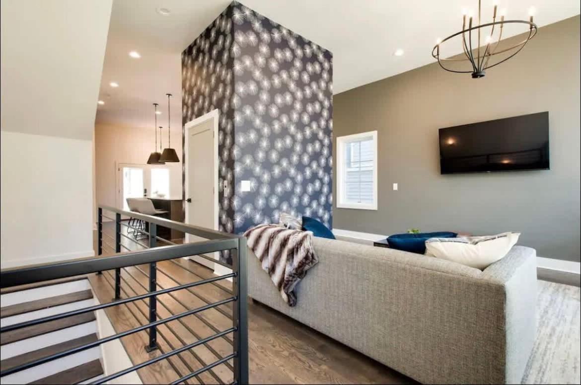 West End Dreams-2 Homes-6 Mins To Broadway *
