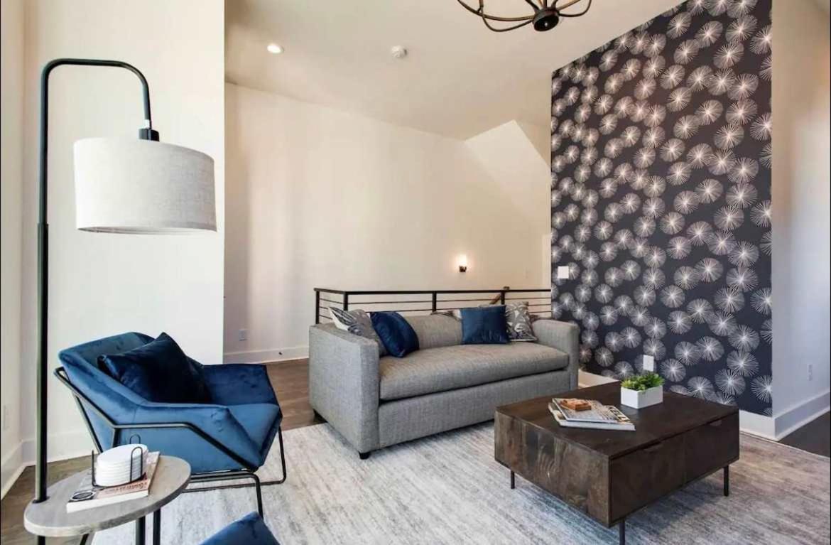 Holiday home West End Dreams-2 Homes-6 Mins To Broadway Nashville