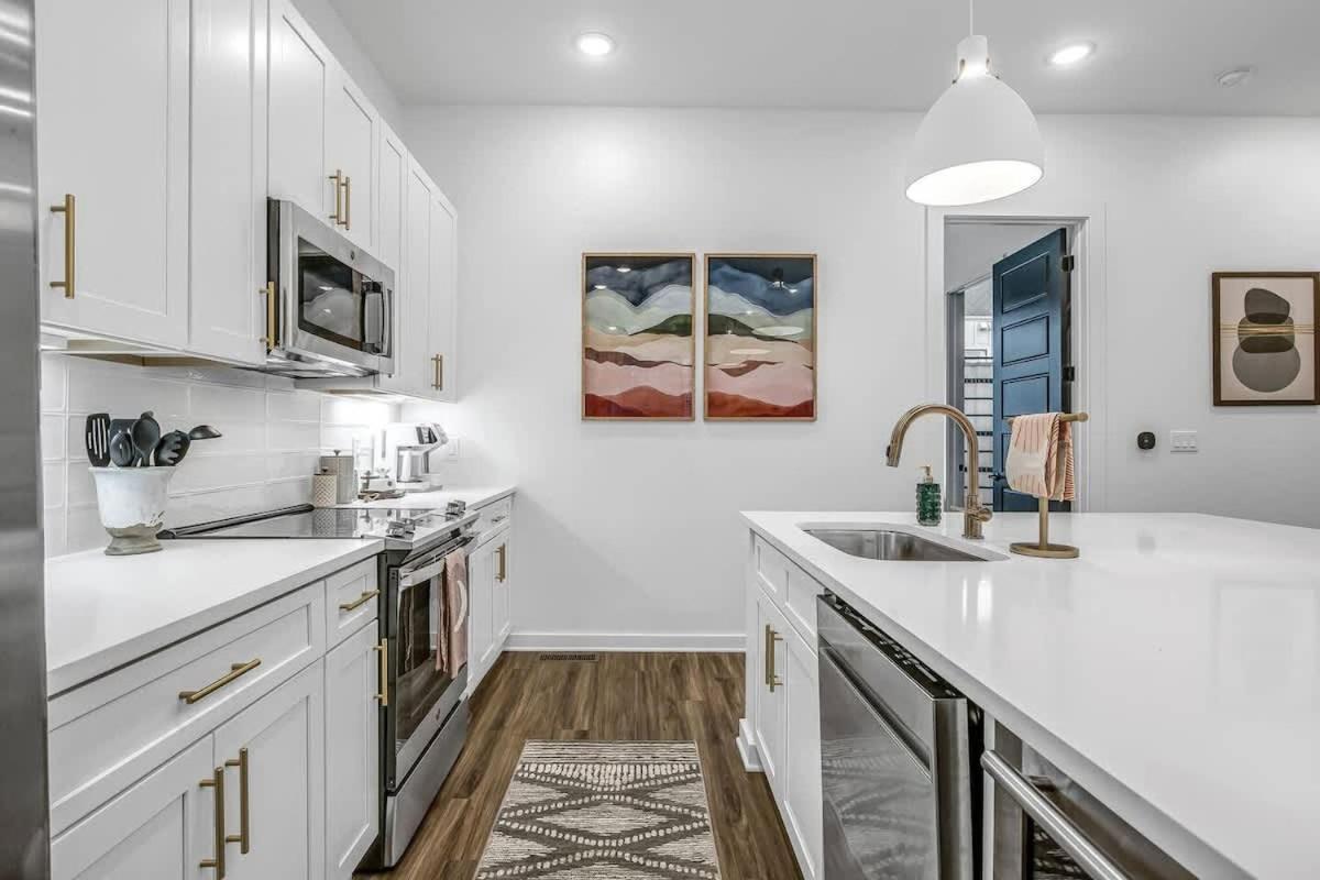 Johnny And June House - Walk To Bars Quick Uber To Downtown