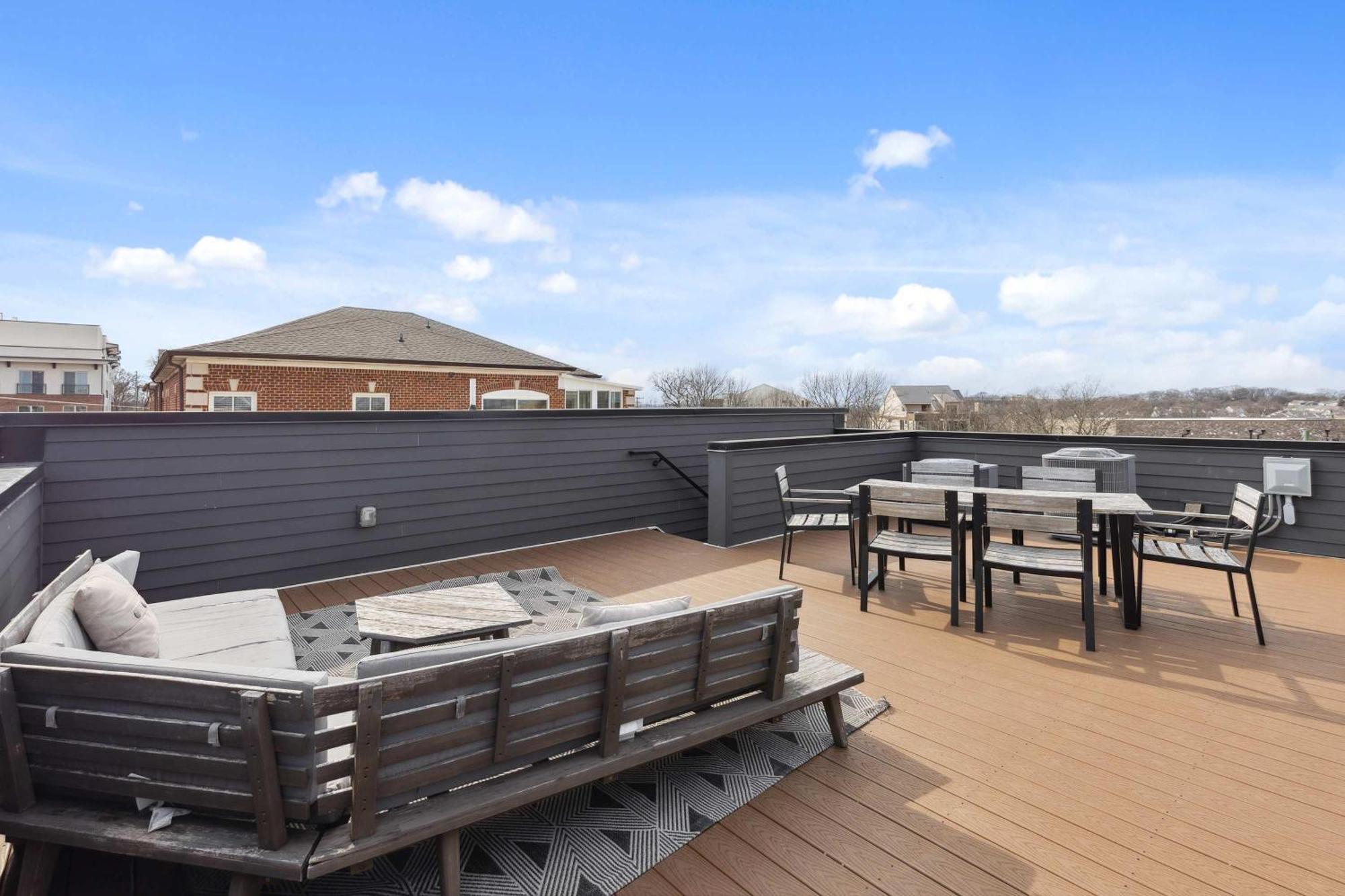 West End Oasis-new Building & Rooftop Views Nashville