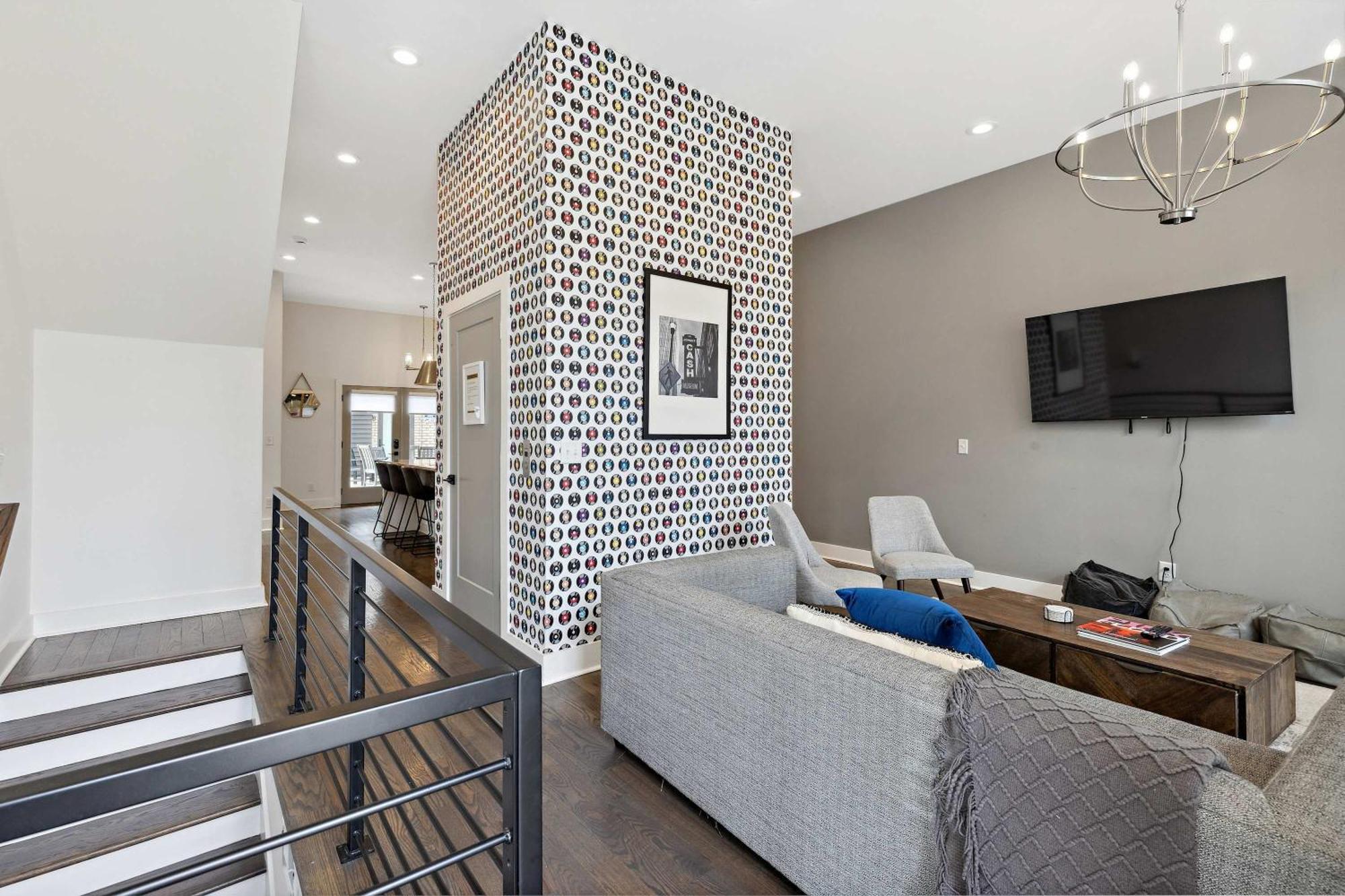 West End Oasis-new Building & Rooftop Views