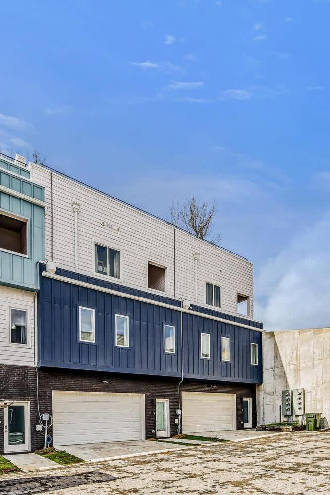 Private Hot Tub - Spacious - Hosts 12 Guests Nashville