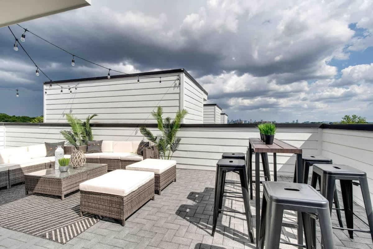 Gorgeous W Incredible Rooftop