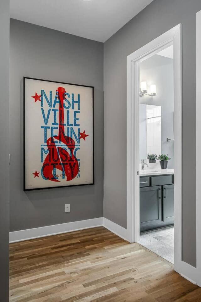 Spacious House With Serene Skyline Views *