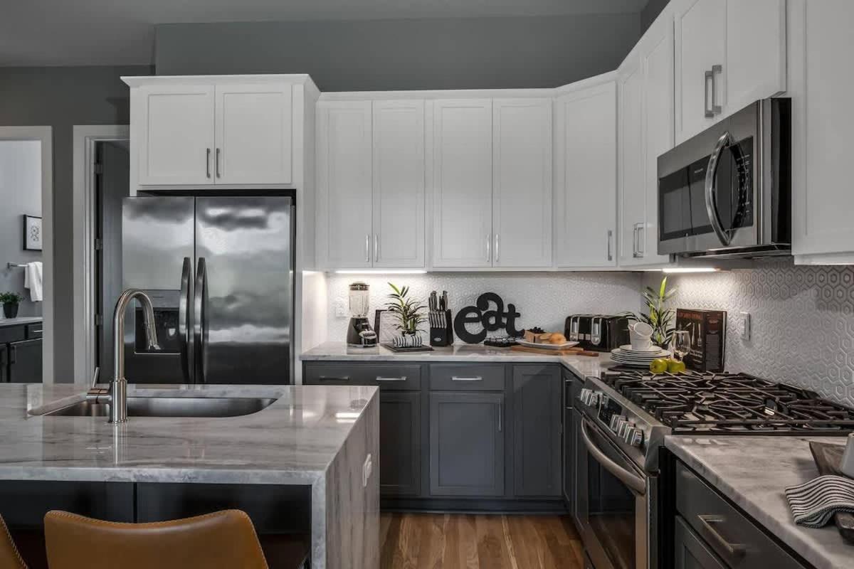 Spacious House With Serene Skyline Views Nashville