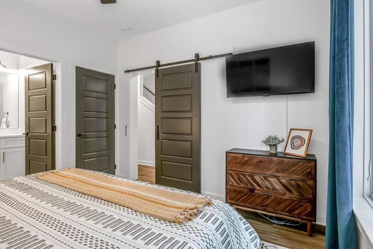 June's Nash 4 Miles To Broadway-rooftop Patio Nashville