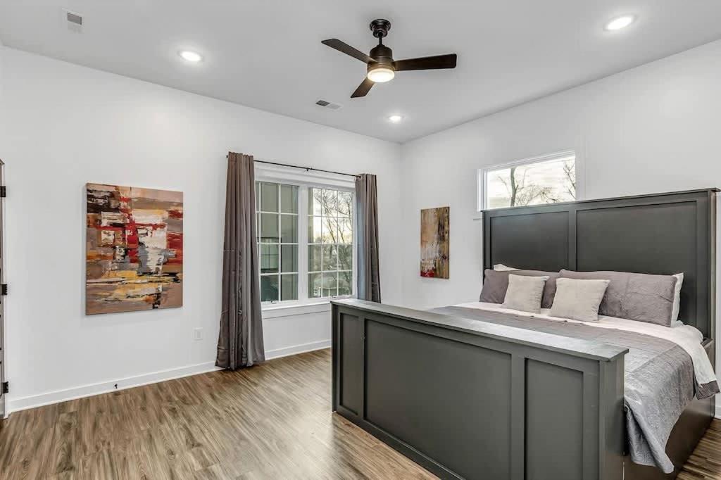 Cozy House - Great Rooftop - Walks To Bars Holiday home *