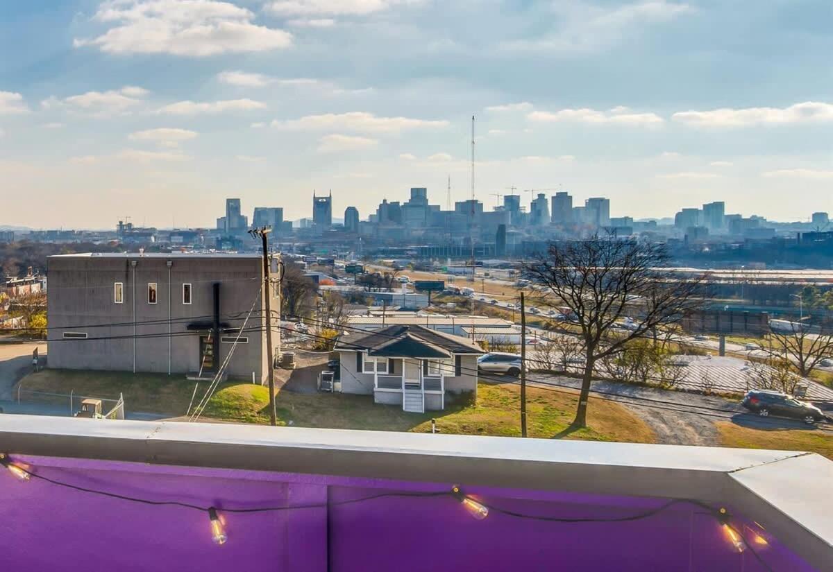 Side By Side Era - Hot Tubs - Rooftop Views Holiday home