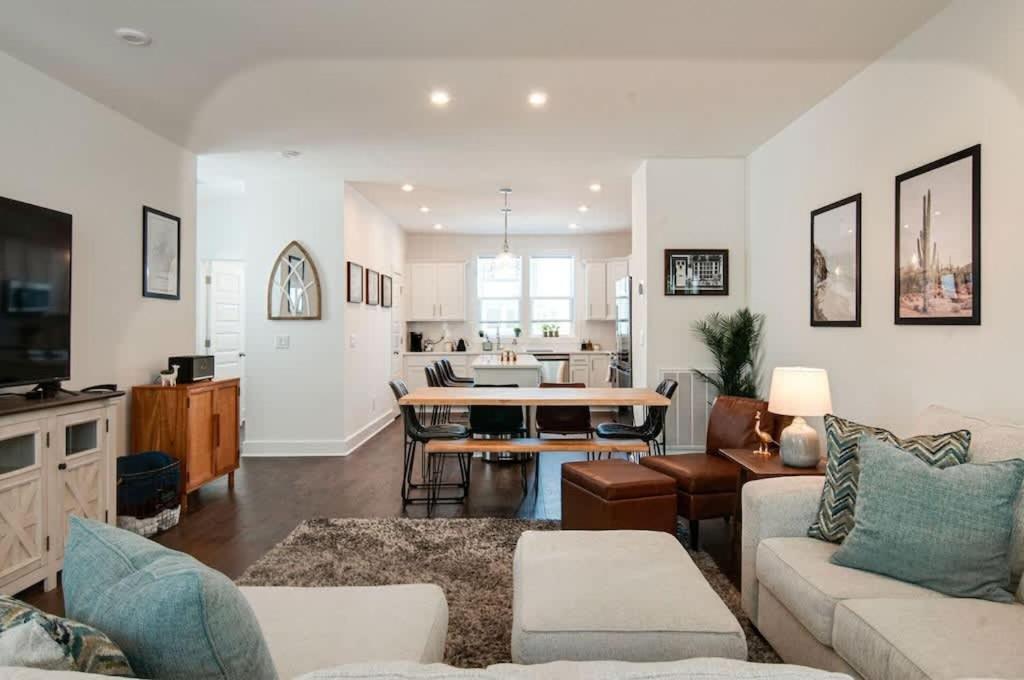 Creative Oasis Minutes To Broadway Rooftop Deck