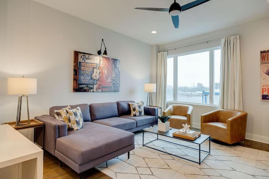 Holiday home Honky Tonk Hangout - Minutes To Downtown - Rooftop Nashville