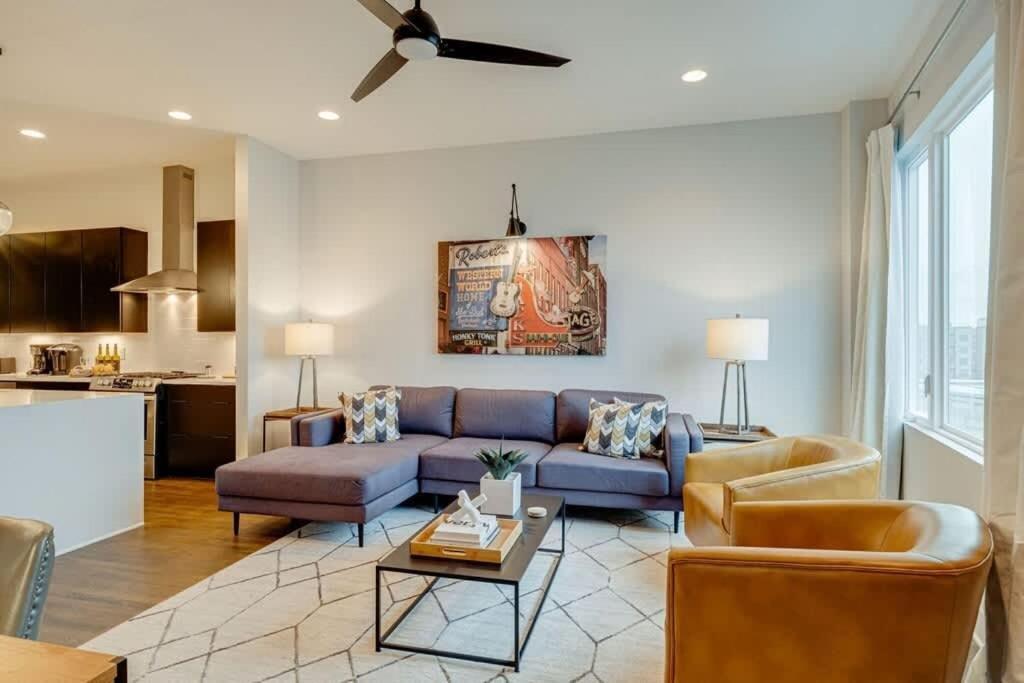 Holiday home Honky Tonk Hangout - Minutes To Downtown - Rooftop