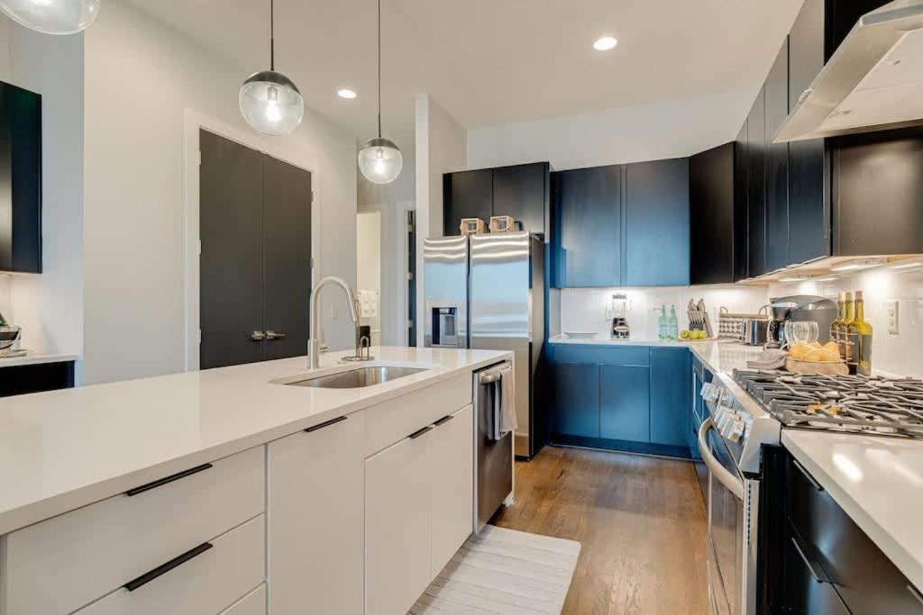 Honky Tonk Hangout - Minutes To Downtown - Rooftop Holiday home Nashville