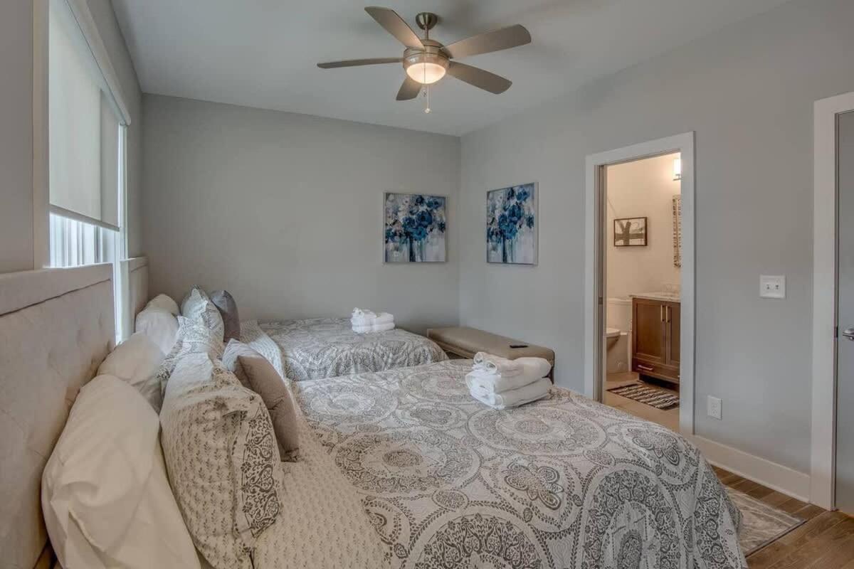 2 Miles To Lower Broadway-close To Honky Tonks *