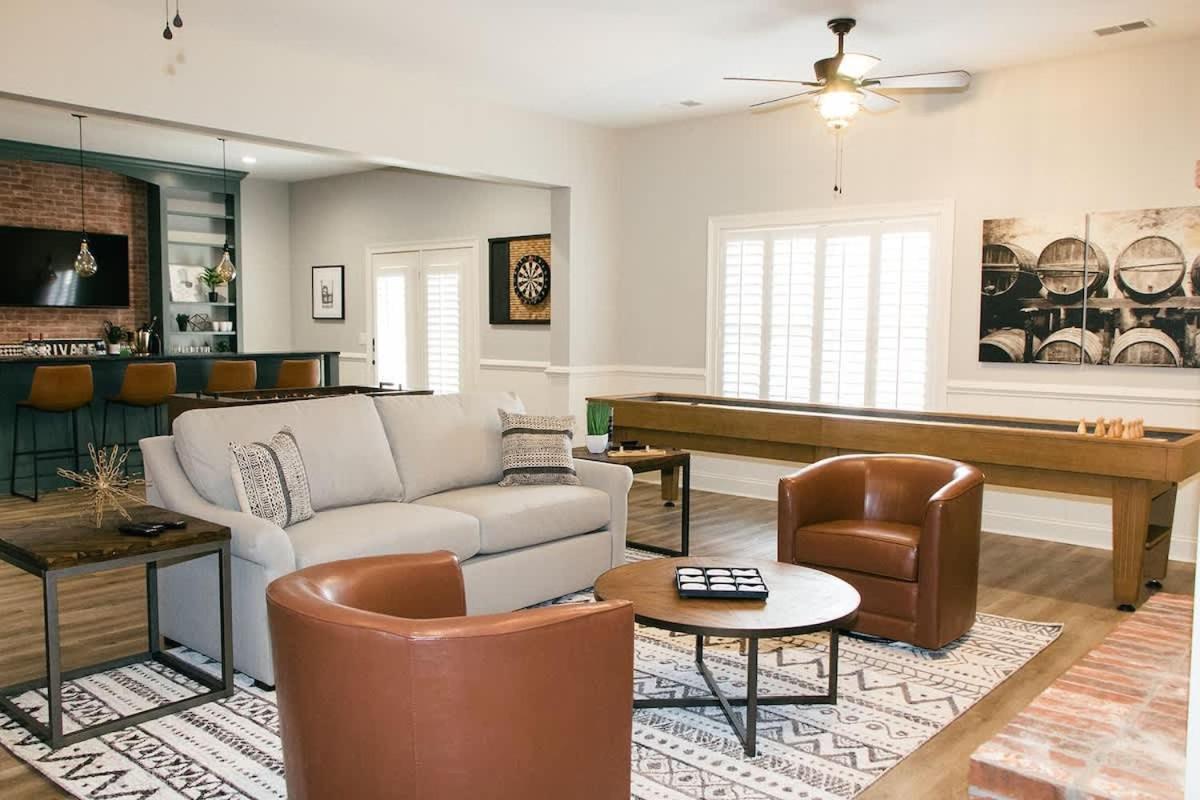 Holiday home Sprawling Sylvan Park Estate