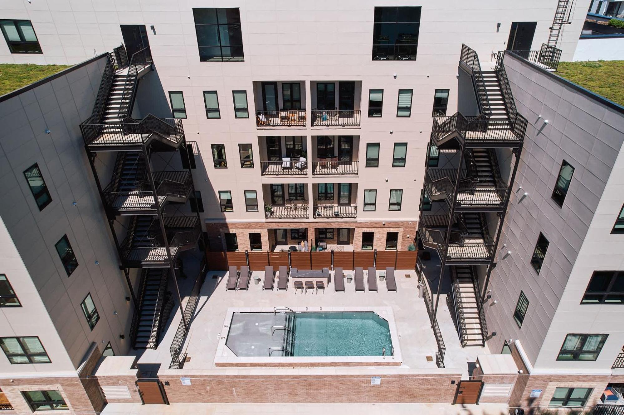 Contemporary In The Heart Of Music Row *