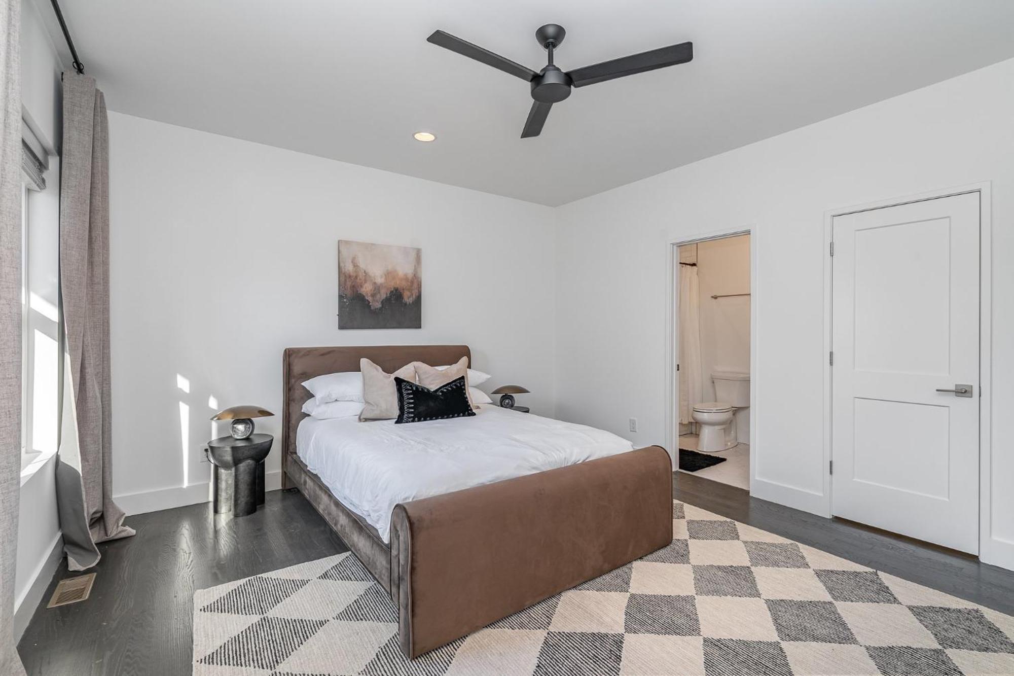 - 1701 Lischey Ave Holiday home