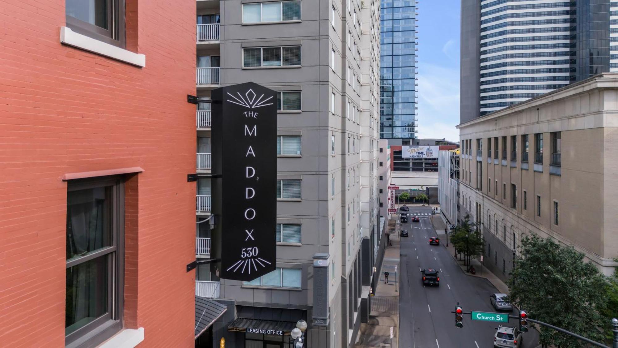 Apartment Honky Tonk 6 Bedroom By Maddox Nashville