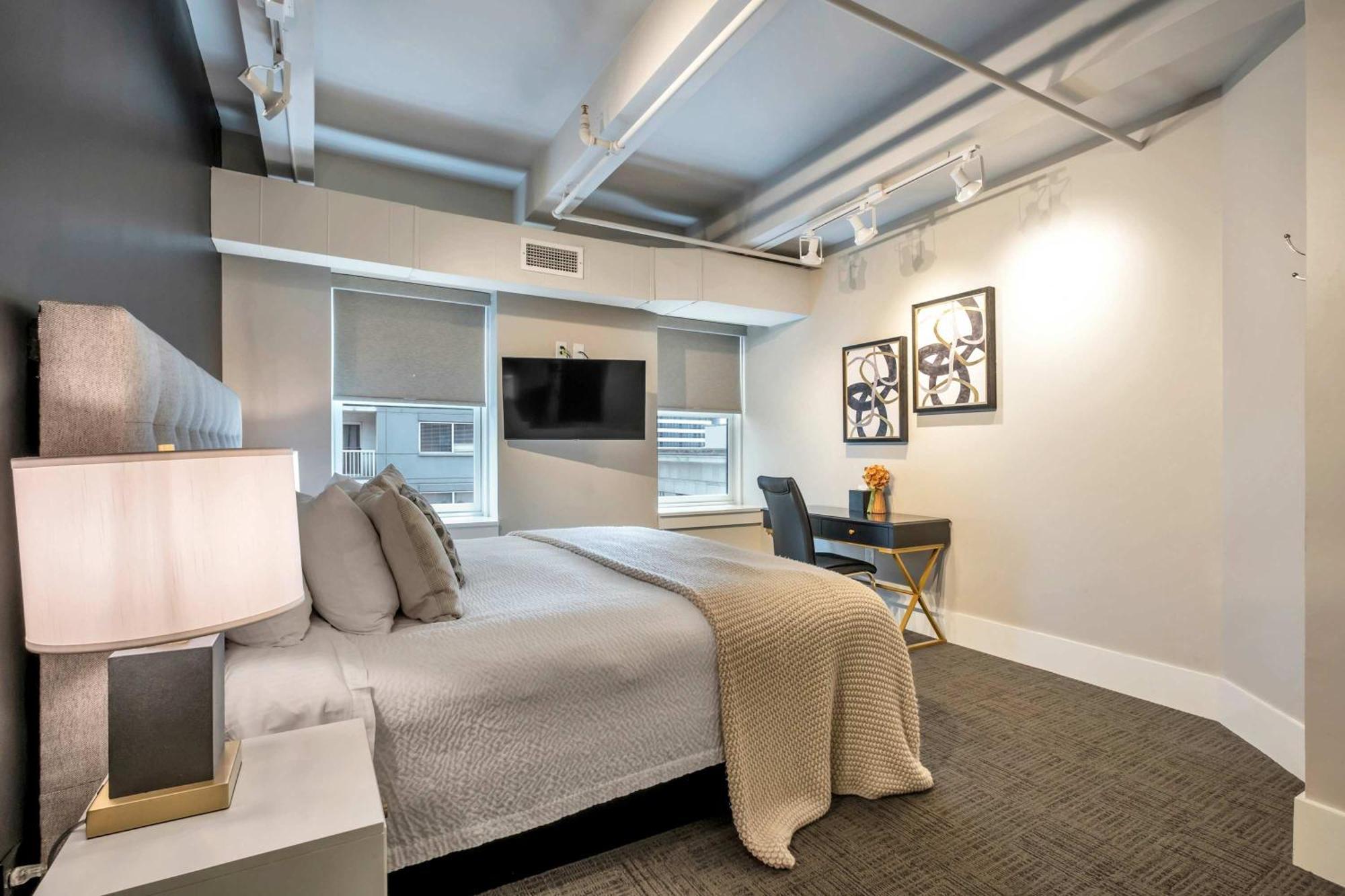 Honky Tonk 6 Bedroom By Maddox *