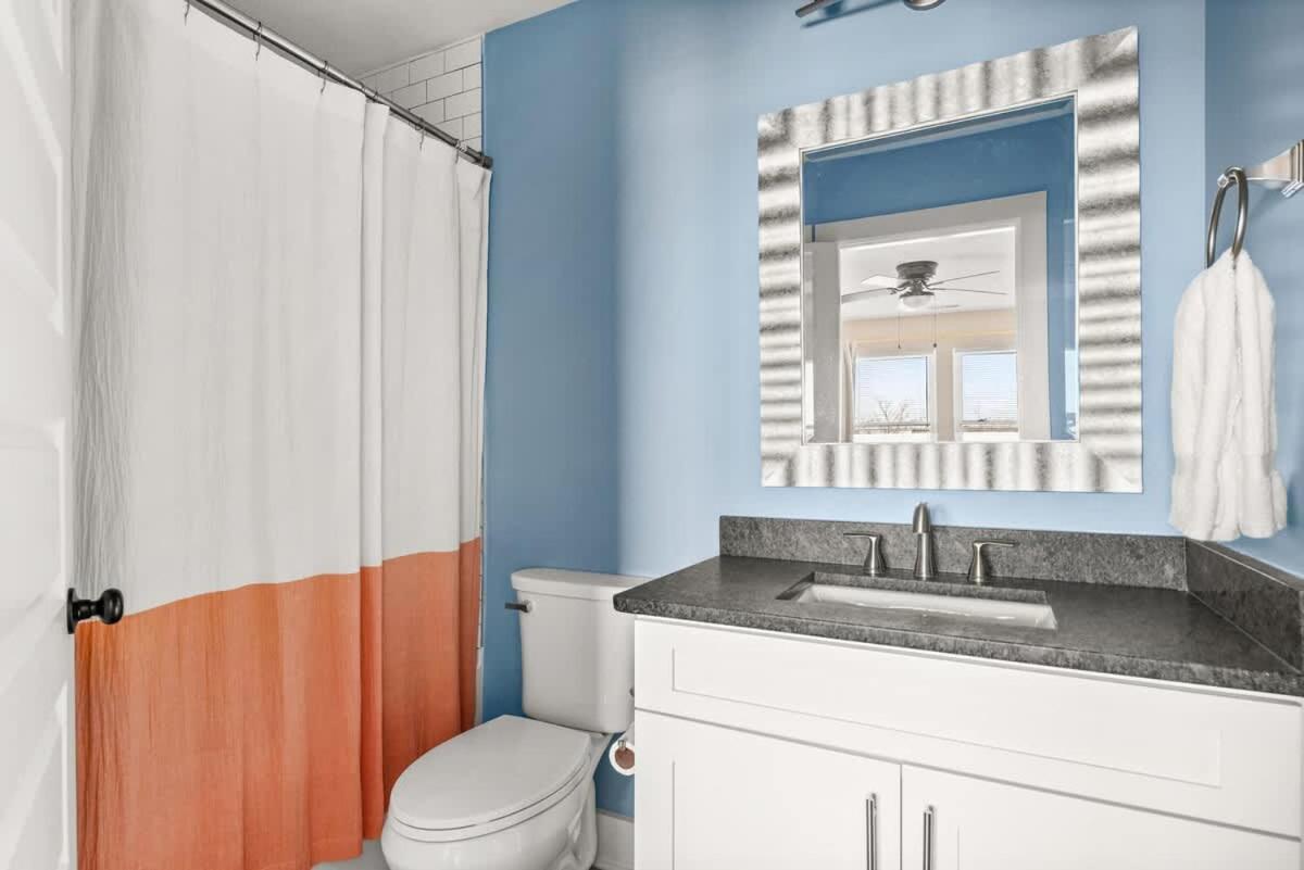 Nashvegas Theme Large Holiday home Nashville