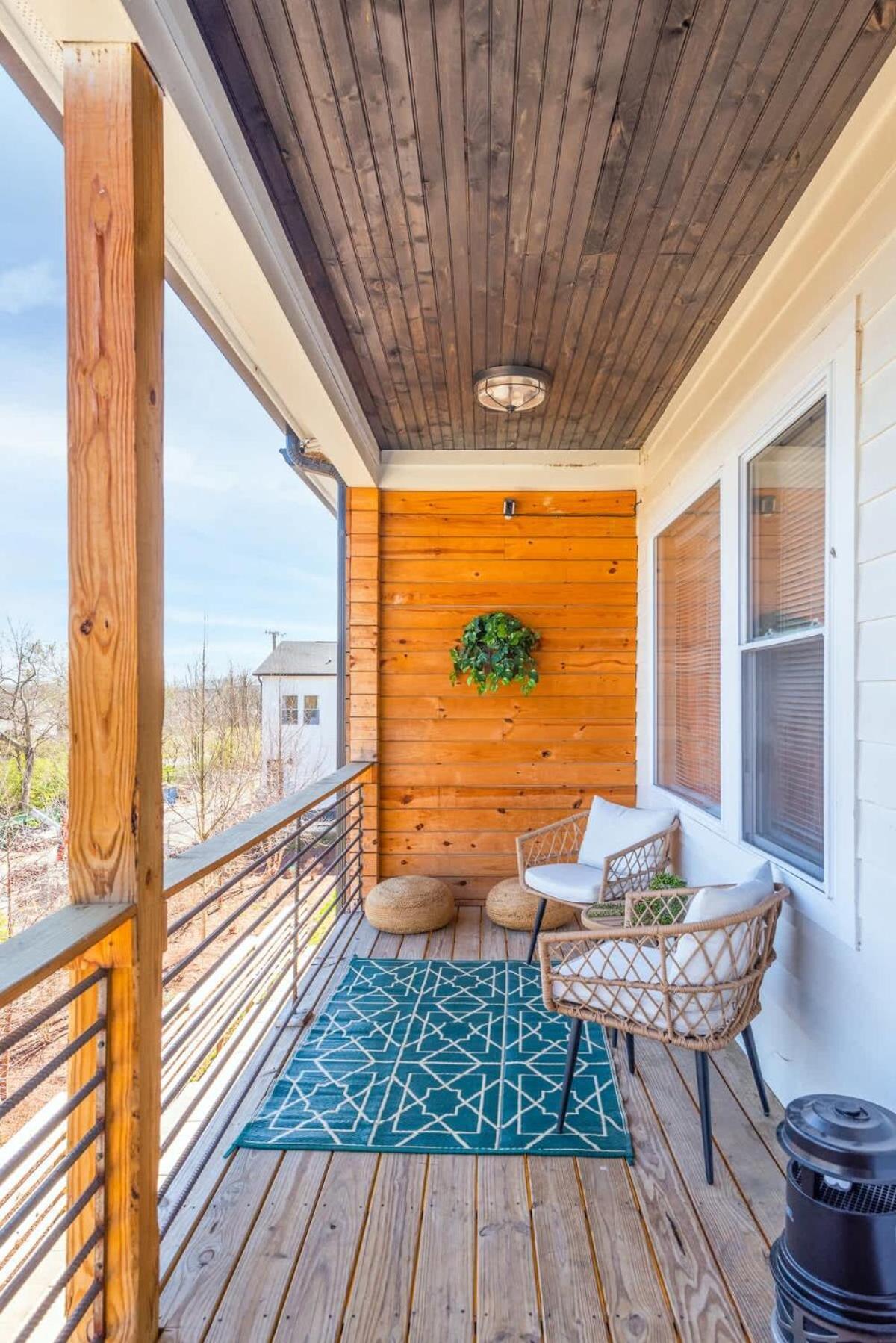 Nashvegas Theme Large Holiday home *