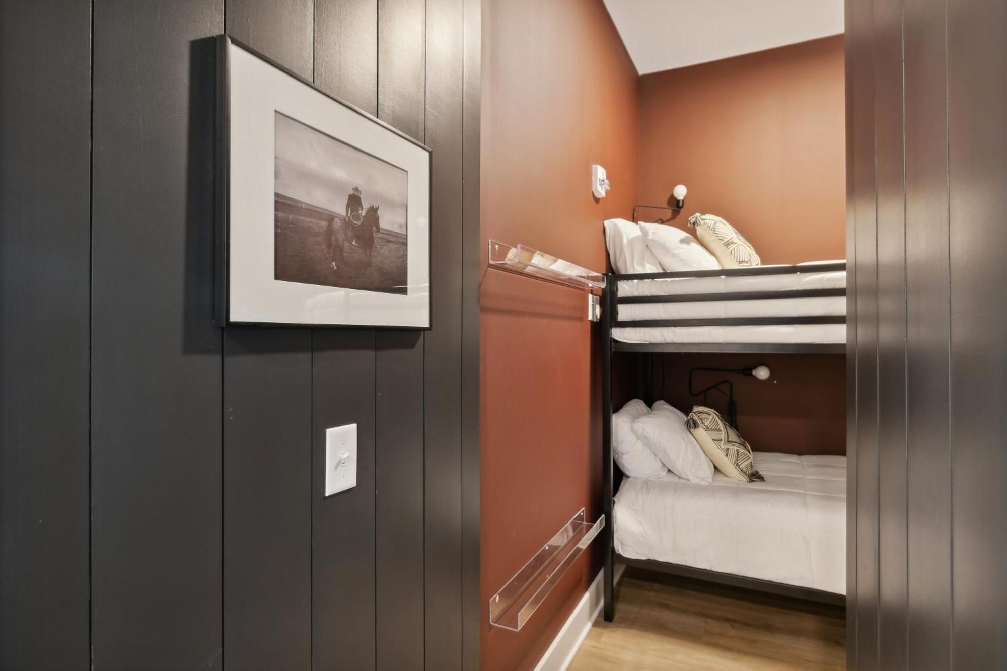 Apartment Rhinestone Cowboy In East Nashville, 5 Minutes To Downtown And Broadway Nashville