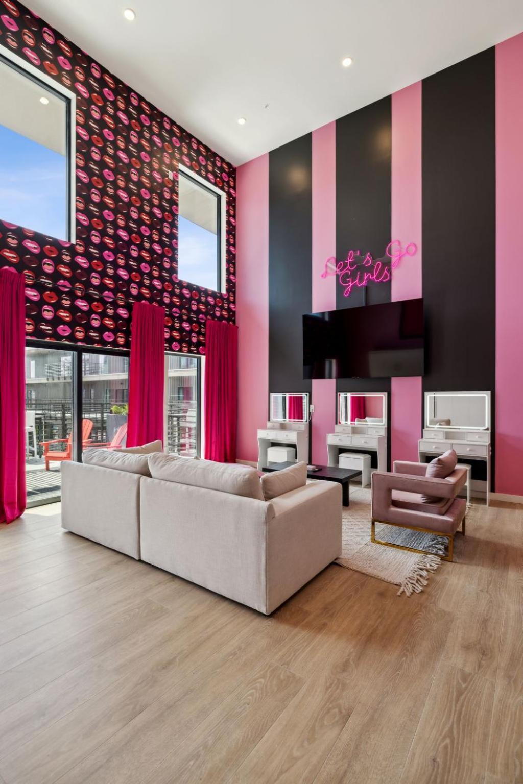 Apartment Broadway Girls In Downtown Nash, Walk To Broadway, Pool And Gym *