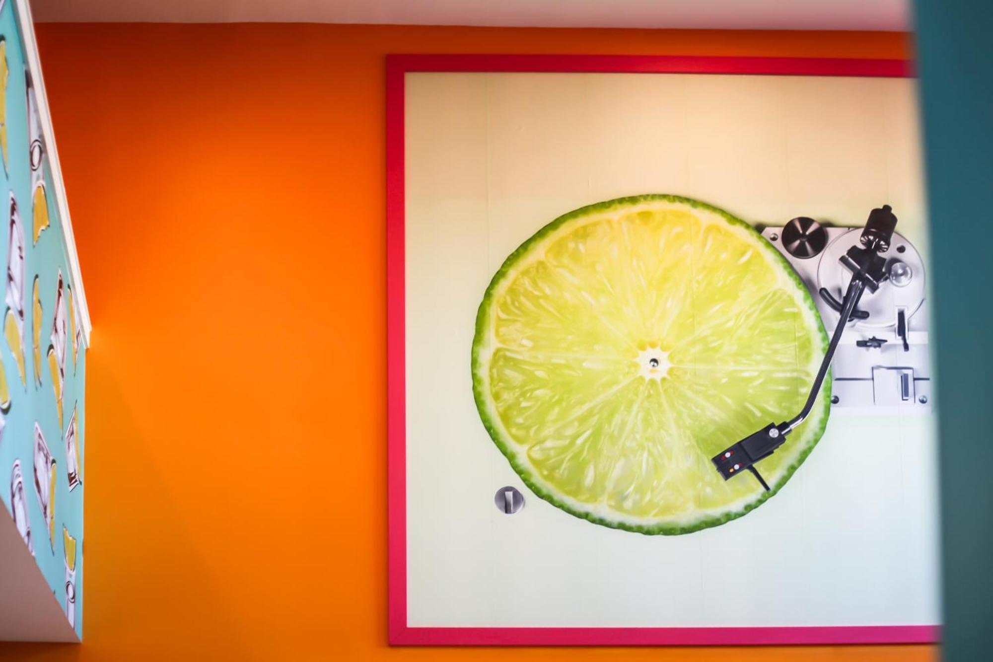 Walk To Broadway, Pool Access, Onsite Parking At Tequila Sunrise In Downtown * Nashville