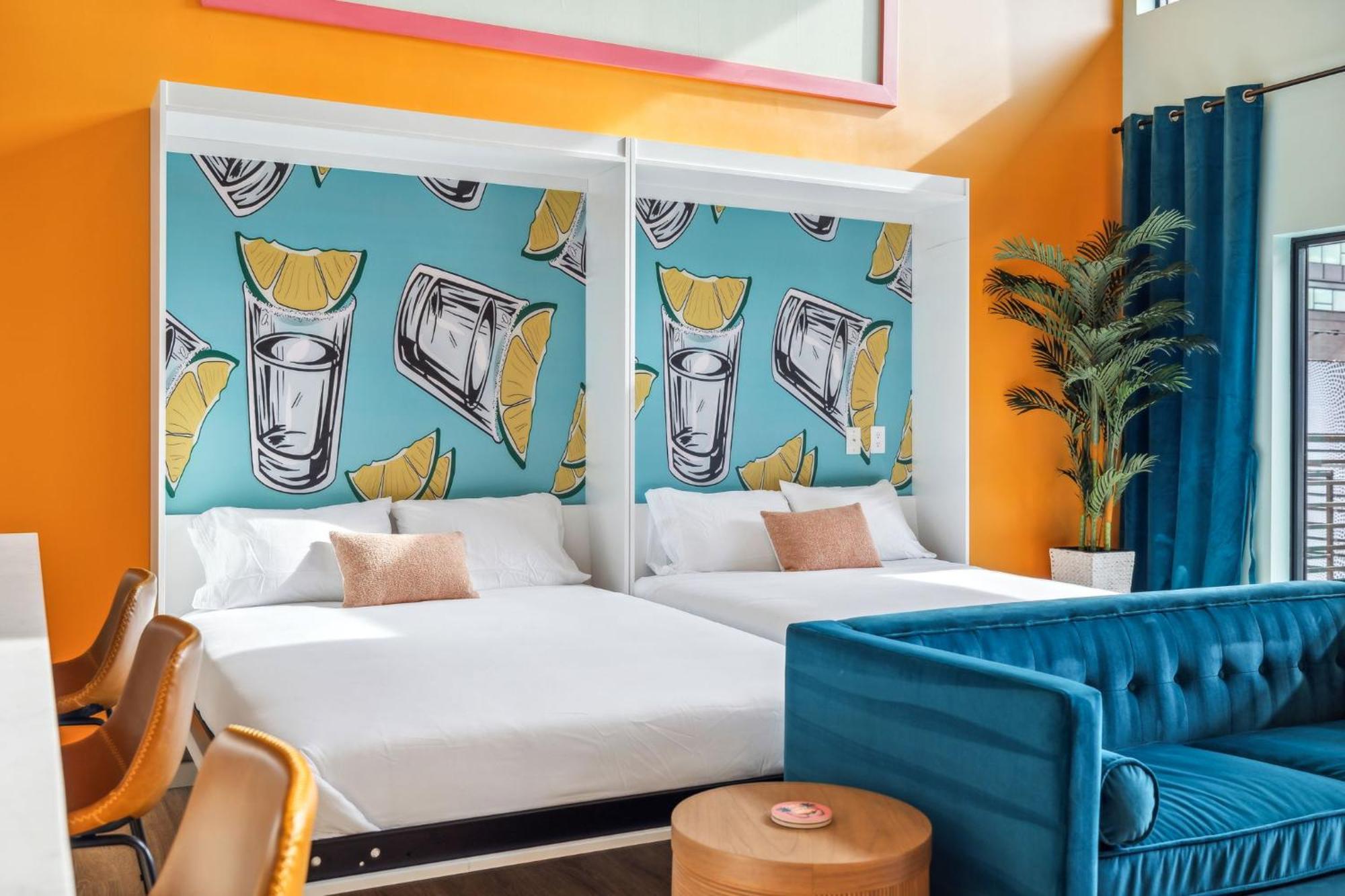 Walk To Broadway, Pool Access, Onsite Parking At Tequila Sunrise In Downtown *