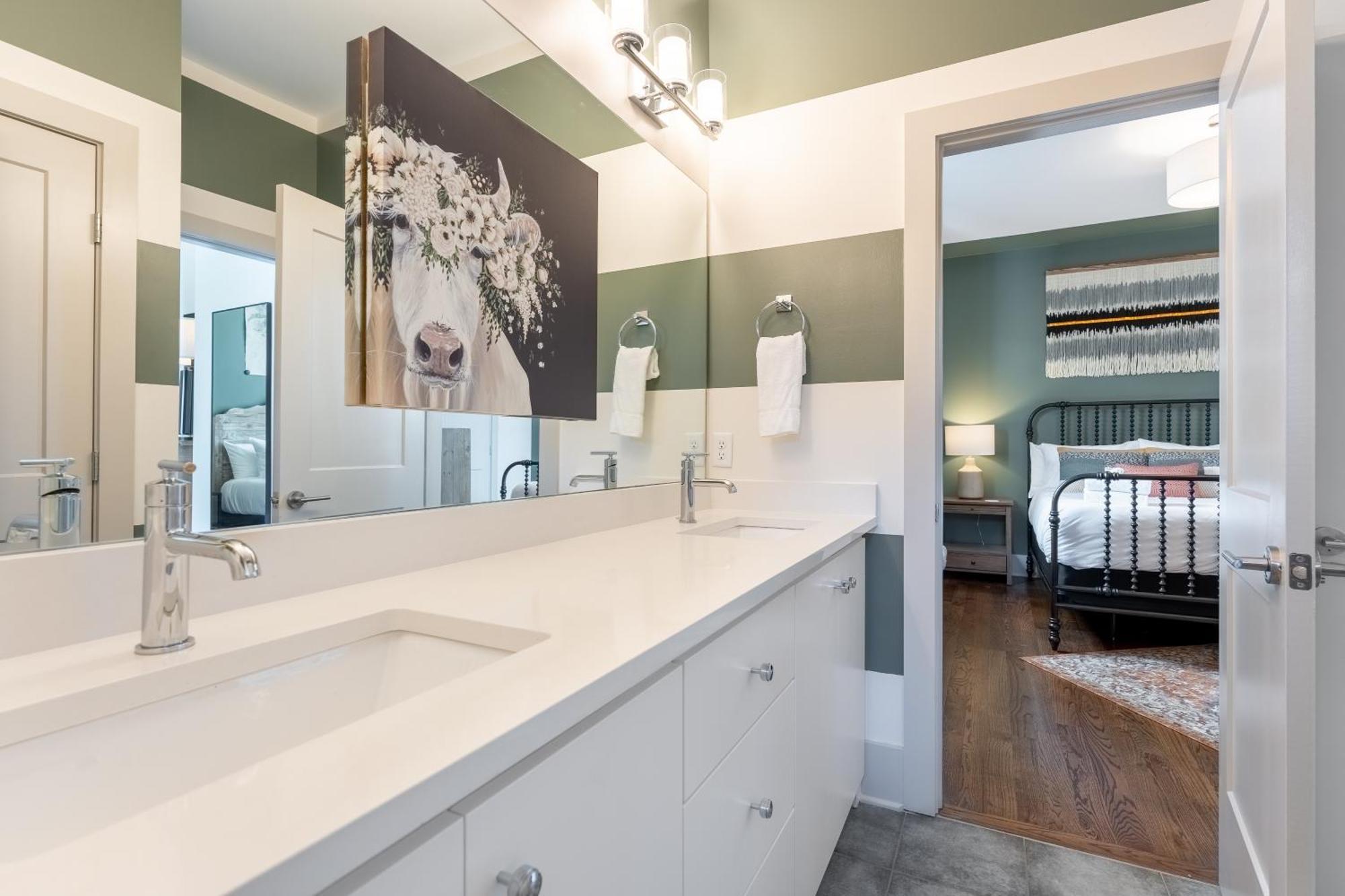 A Place To Hang Your By Local Holiday home Nashville