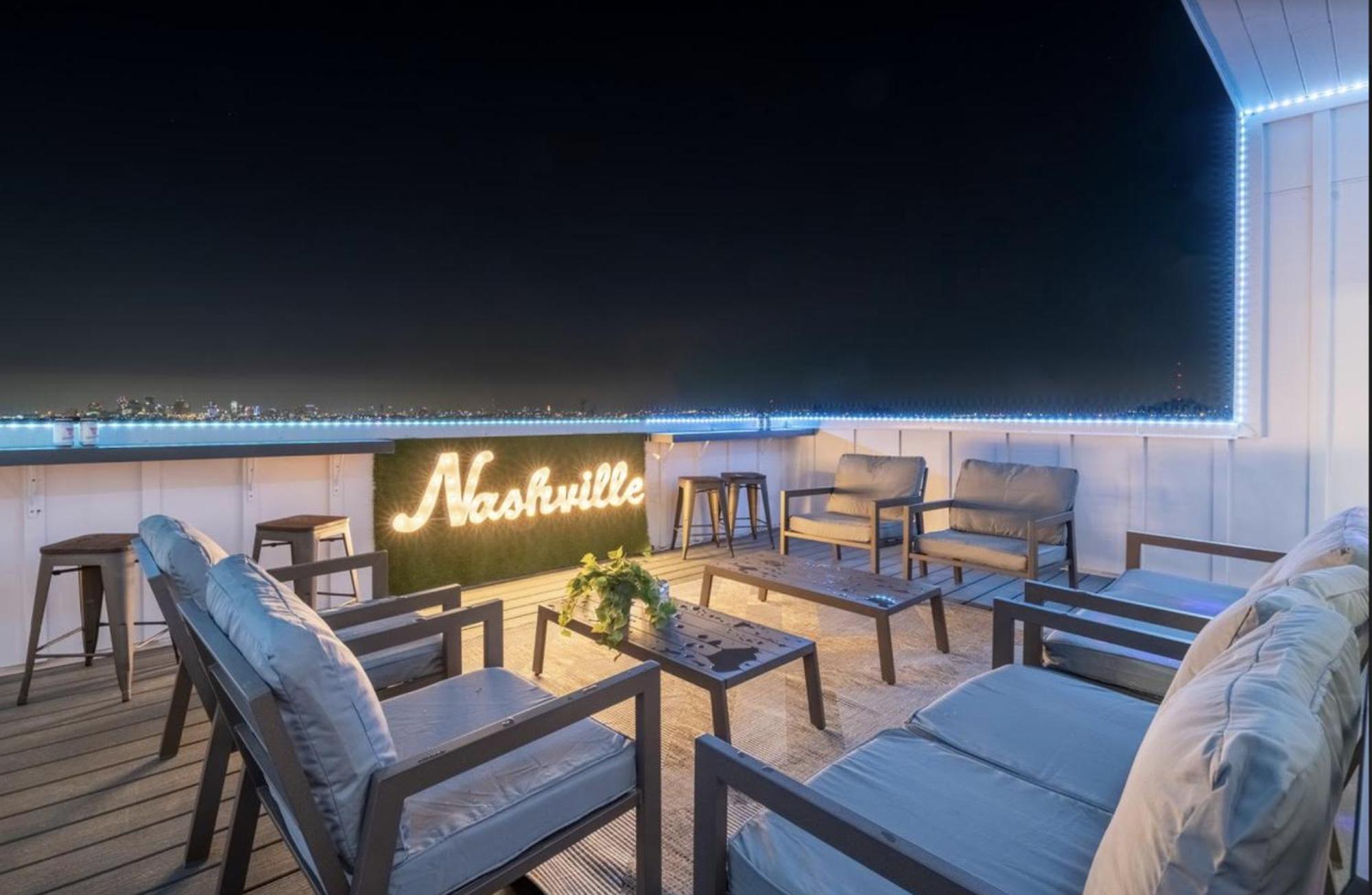 Country Music Themed Goodrich Ave By Skyrun