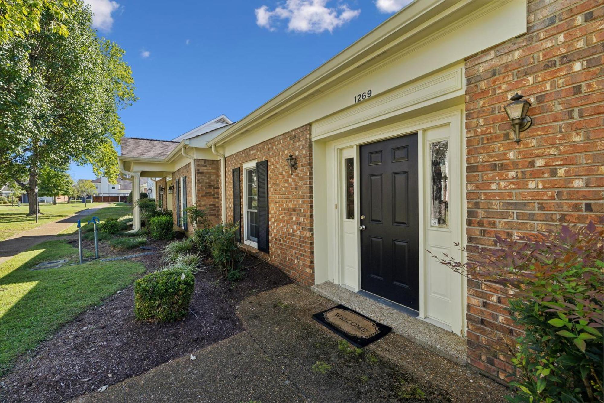 Charming Vintage 3 Bedroom Townhome 30 Or Days By Skyrun * Nashville