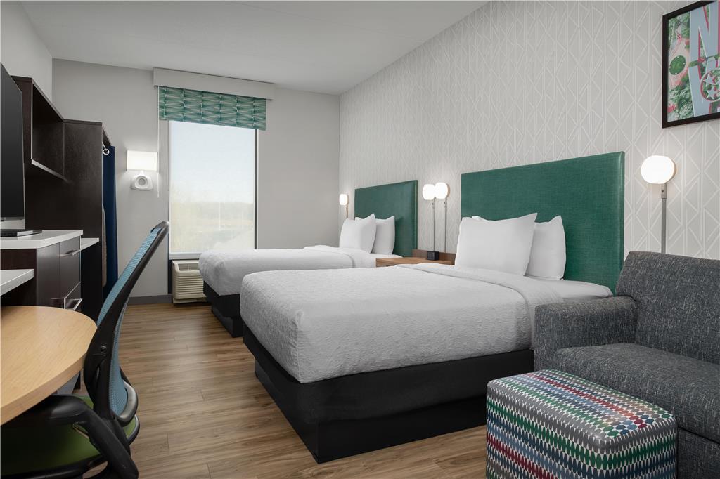 Home2 Airport Hotel 3*