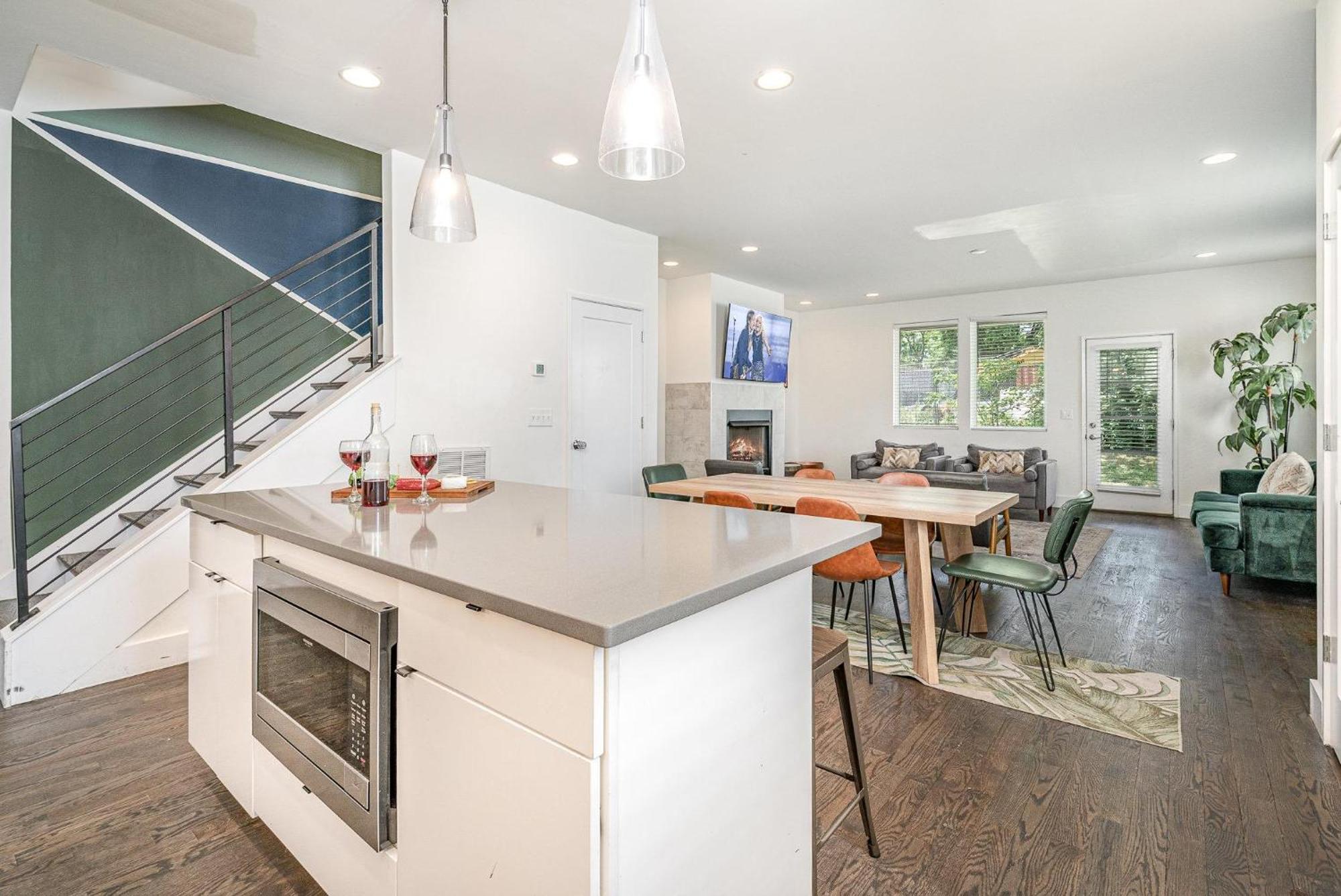 Riff & Rest - 2 Stylish Homes - Mins To Germantown * Nashville