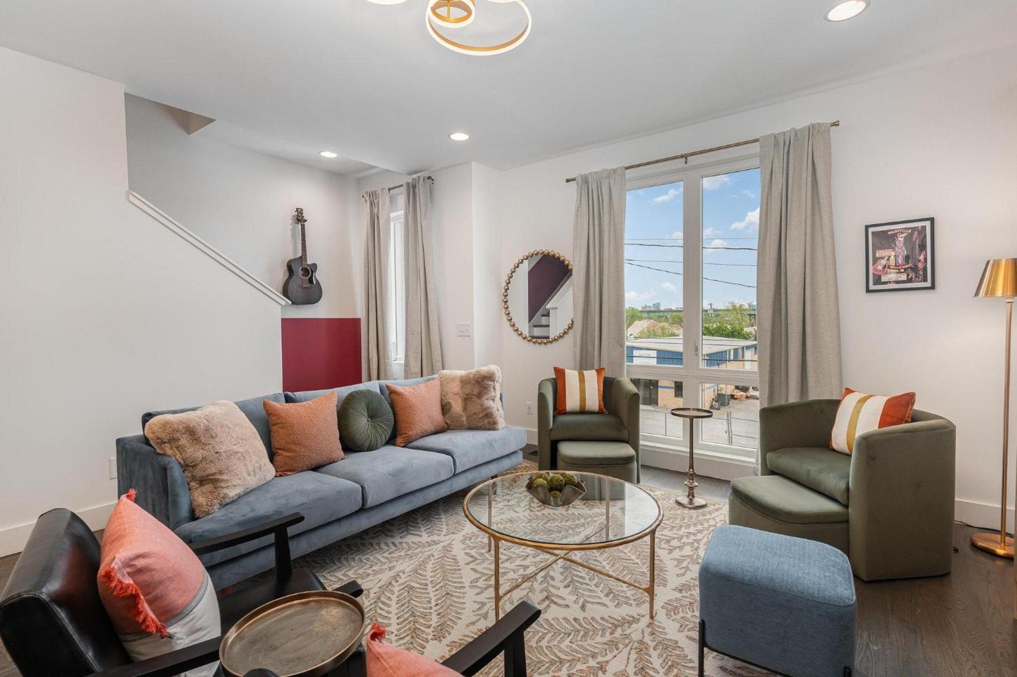 Coloratura - 2 Units W/ Hot Tubs - Near Broadway Nashville