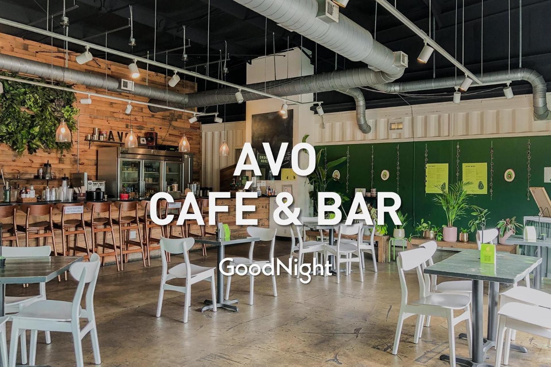 Coloratura - 2 Units W/ Hot Tubs - Near Broadway Holiday home *