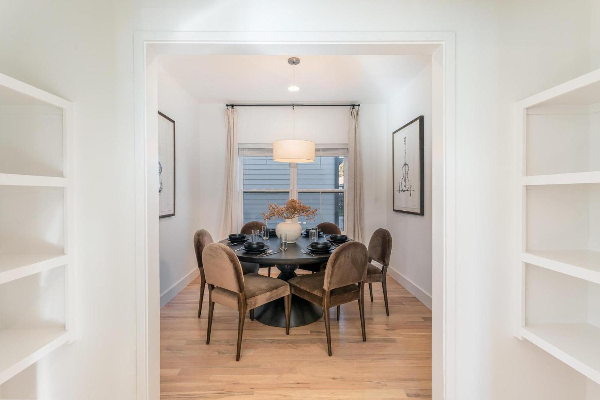 Brightwood - Sleeps 8 - Mins To Broadway Holiday home