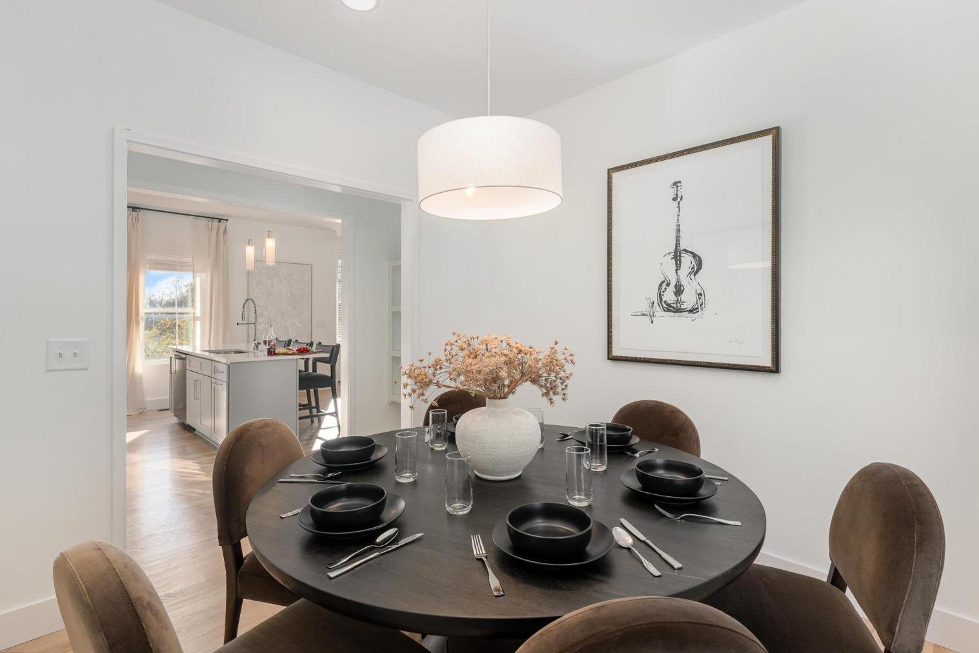 Brightwood - Sleeps 8 - Mins To Broadway Holiday home *