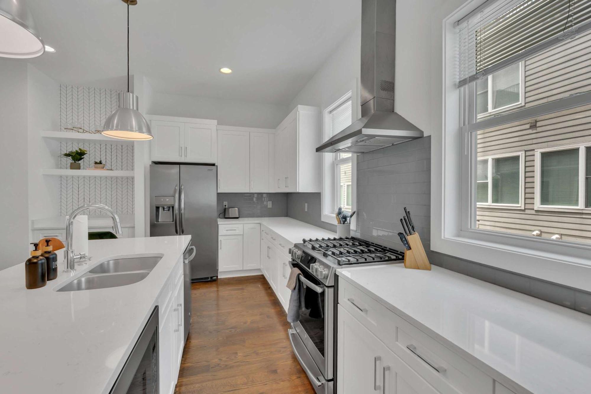 2 Lux Homes 2mi To Broadway Huge Rooftop Sleeps 24 *