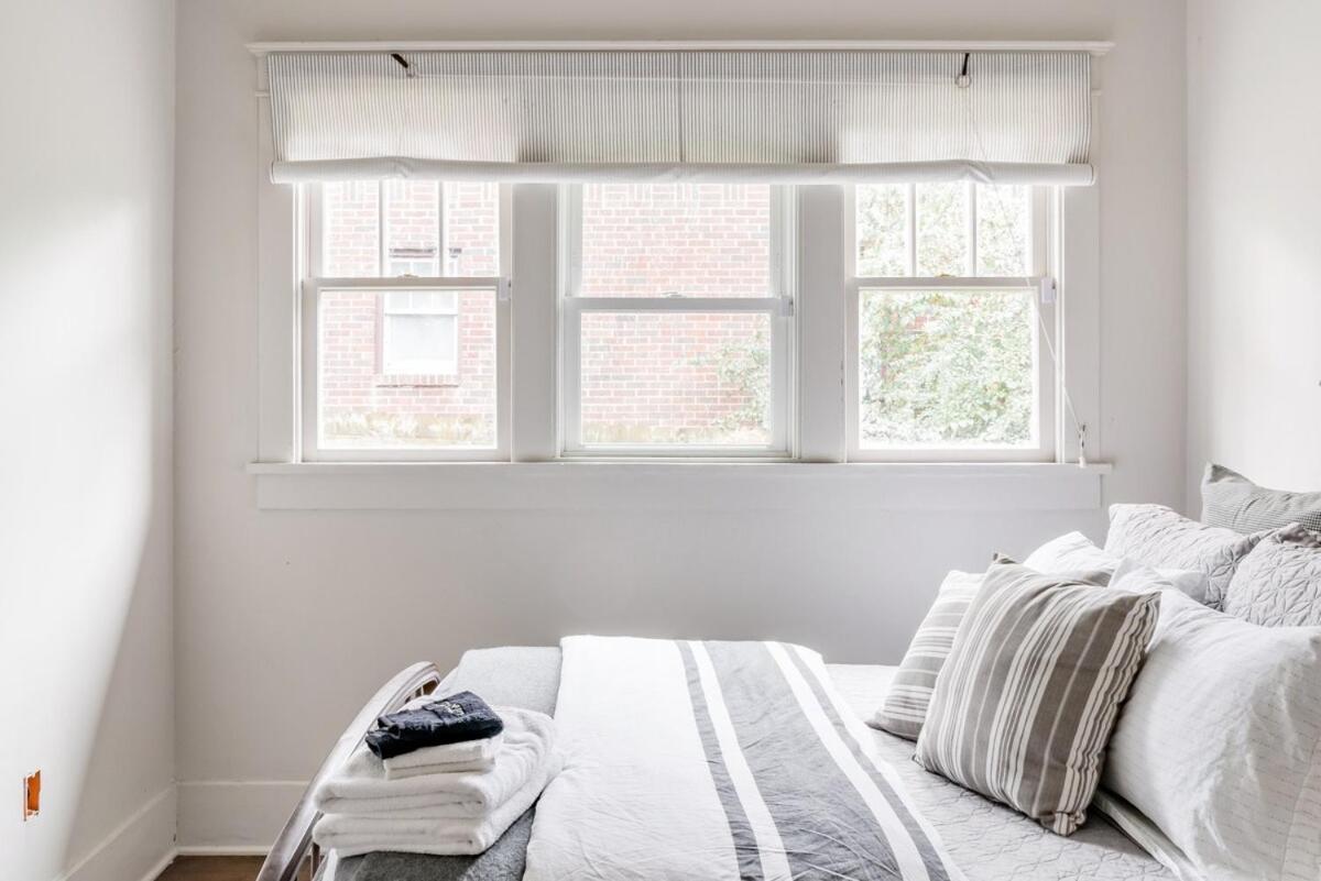 Stylish Renovated Craftsman With Pool And Garden Escape *